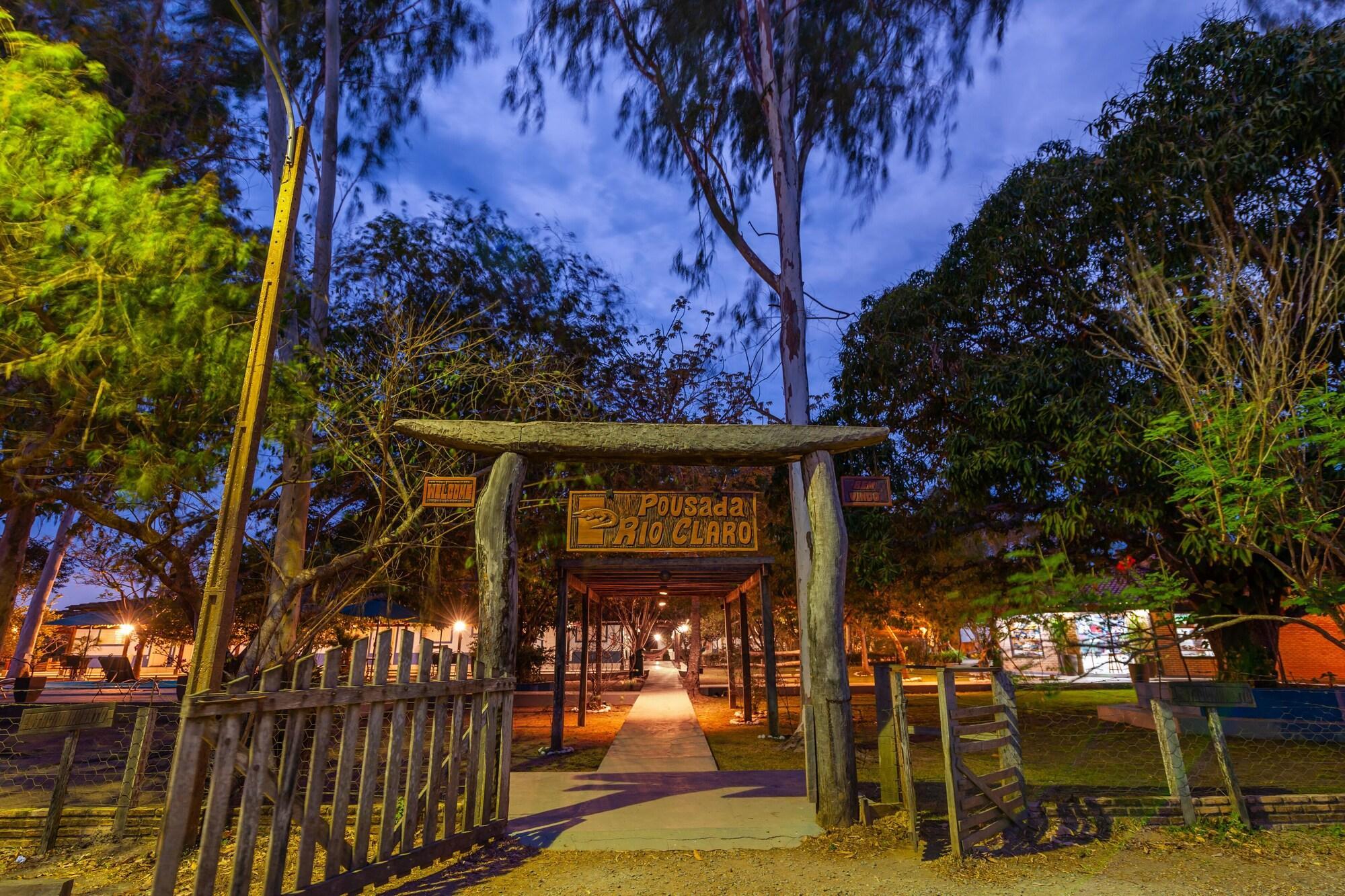 Pousada Rio Claro 포코네 외부 사진